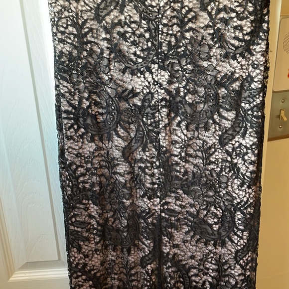 Nightway women’s lace underlay sequins floor length dress size 8 - Picture 5 of 8